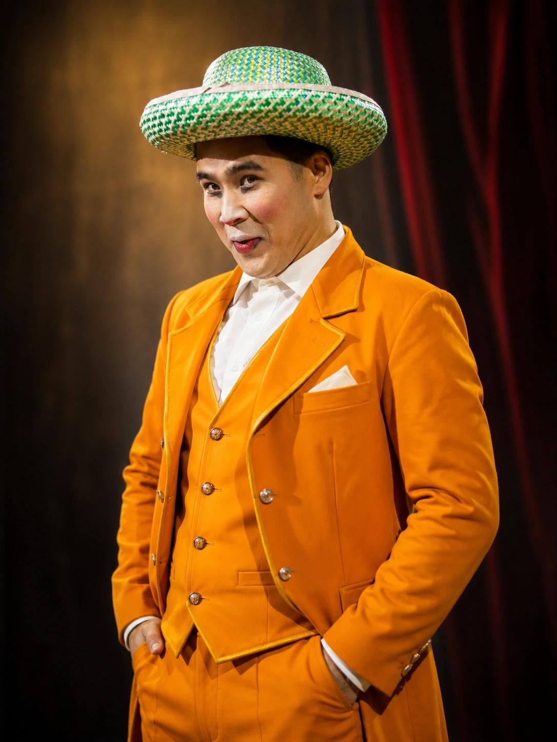 Эркин Саралаев — Клоун